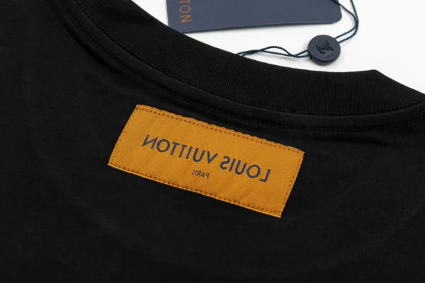 Louis Vuitton  Shirts - Image 5