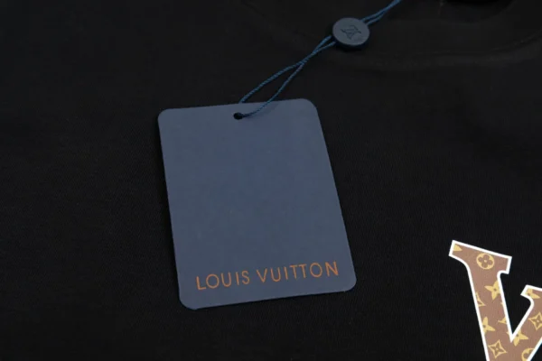 Louis Vuitton  Shirts - Image 7