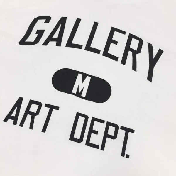 Gallery Dept Size Slogan Short Sleeve - Image 3