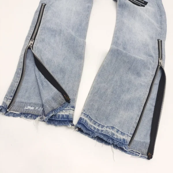 Gallery Depot. Weapon World Jeans  0267 
* - Image 4
