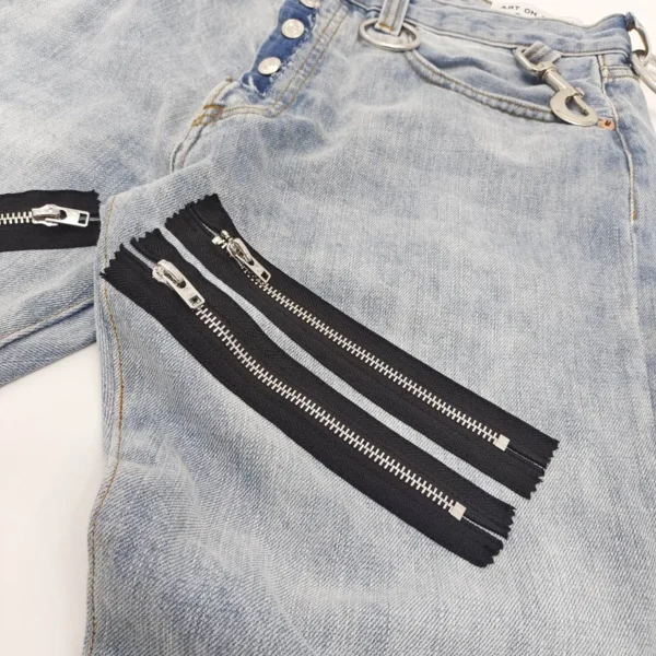 Gallery Depot. Weapon World Jeans  0267 
* - Image 5