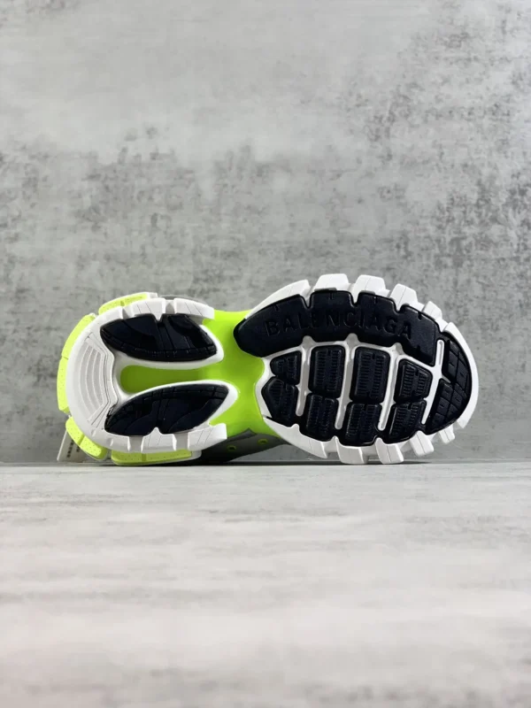 Balenciaga Runner - Image 4