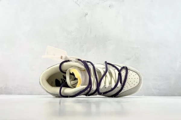 Nike Dunk Low
Off-White Lot 18 - Image 3