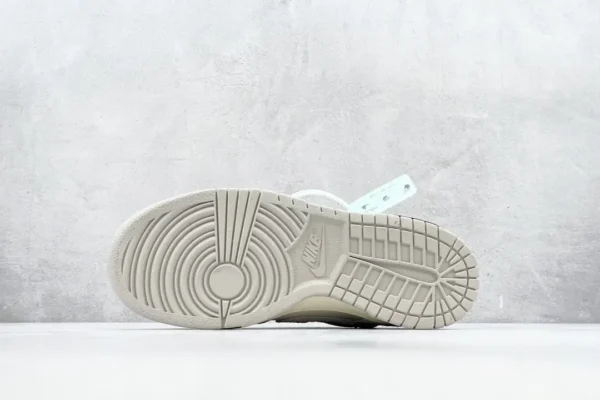 Nike Dunk Low
Off-White Lot 37 - Image 4