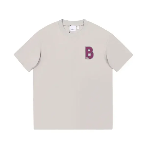 Burberry  T-shirt
