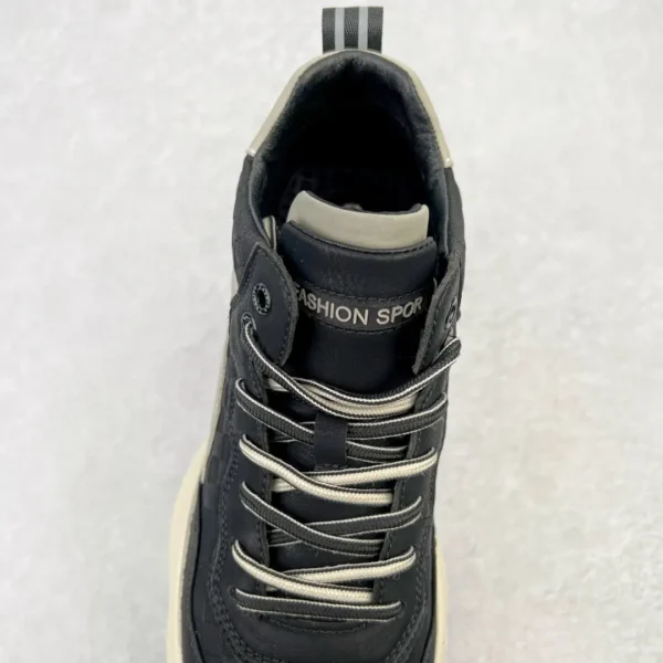 Gucci casual sports shoe - Image 5