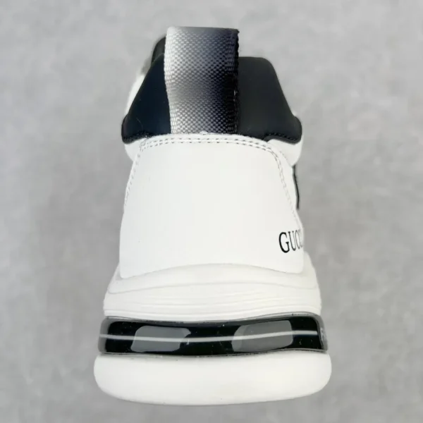 Gucci casual sports shoe - Image 8