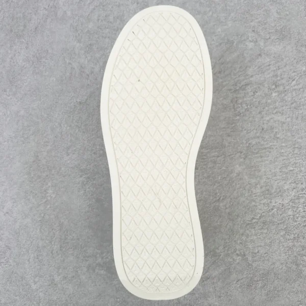 Gucci Middle Top Casual Shoes - Image 9