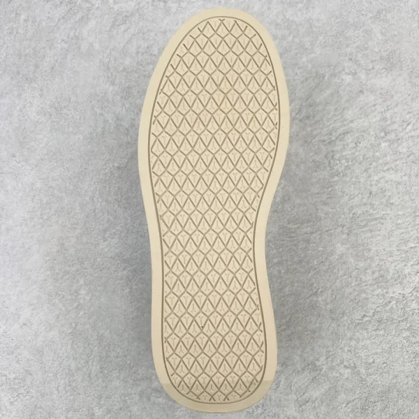 Gucci Middle Top Casual Shoes - Image 9