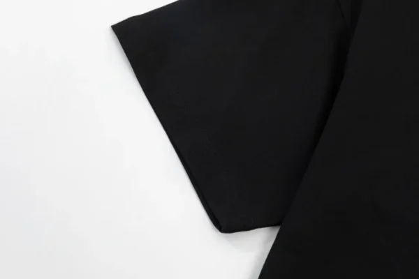 Burberry  T-shirt - Image 8