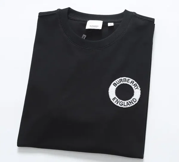 Burberry  T-shirt - Image 2