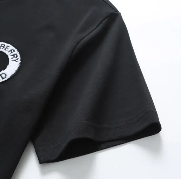 Burberry  T-shirt - Image 6