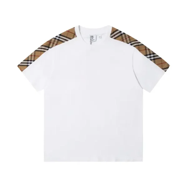 Burberry  T-shirt
