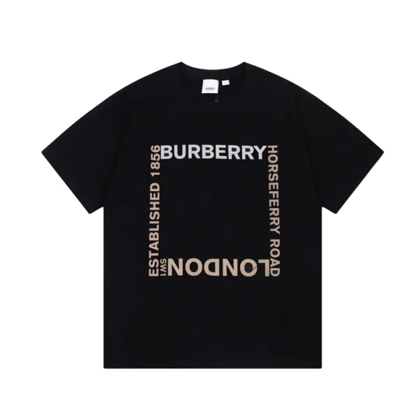 Burberry  T-shirt