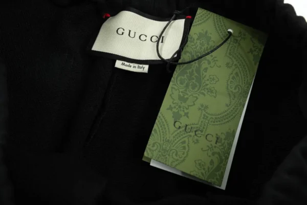 GUCCI letter woven five quarter pants, high-quality tripe fabric, special hand feel - Image 4
