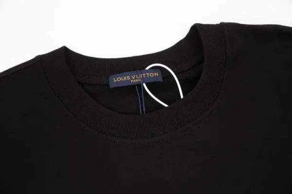 Louis Vuitton  Shirts - Image 3