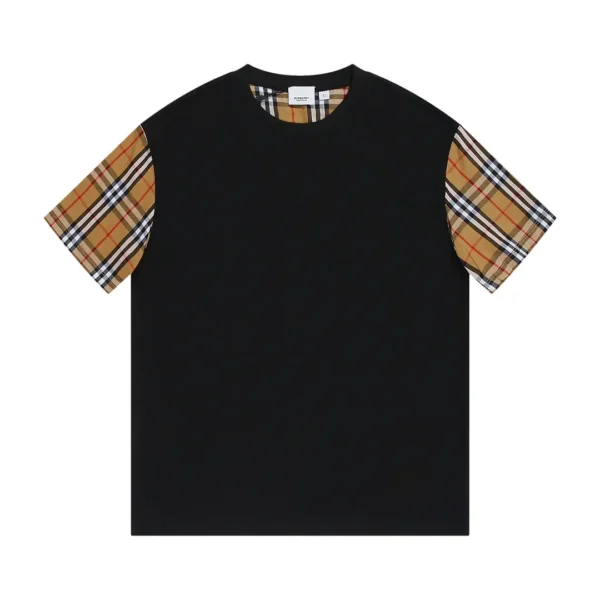 Burberry  T-shirt