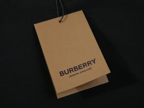 Burberry  T-shirt - Image 6