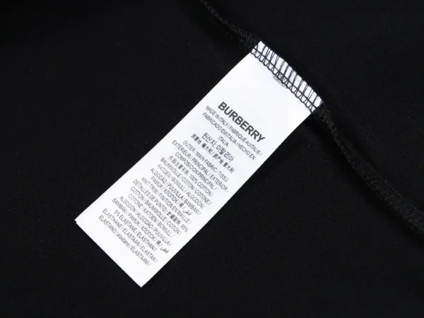 Burberry  T-shirt - Image 7