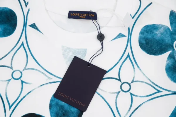 Louis Vuitton  Shirts - Image 4