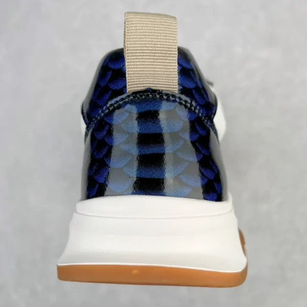 Gucci casual sports shoe - Image 8