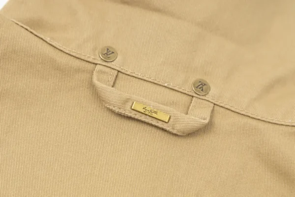 Louis vuitton Collection Classic workwear Short sleeved shirt Washed denim - Image 8
