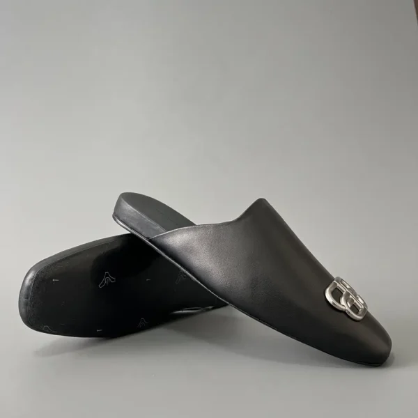 Balenciaga Balenciaga Cozy cowhide flat bottomed ankle fashion cool mop. - Image 7