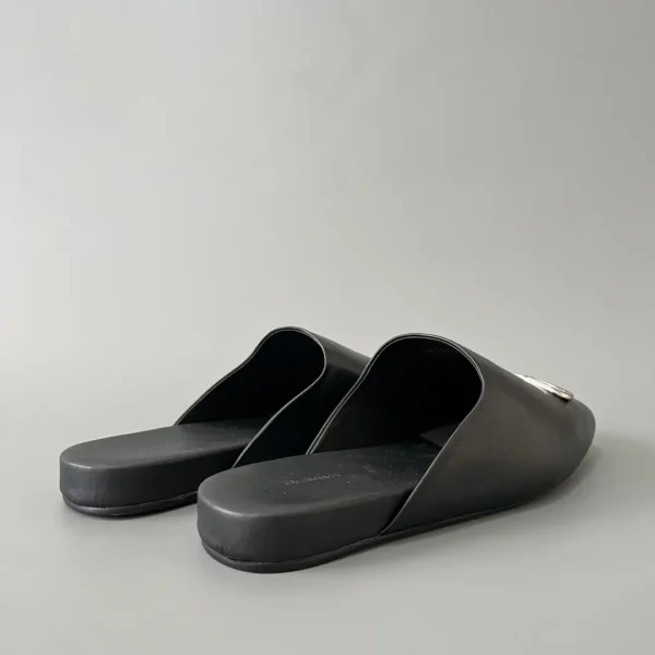 Balenciaga Balenciaga Cozy cowhide flat bottomed ankle fashion cool mop. - Image 4