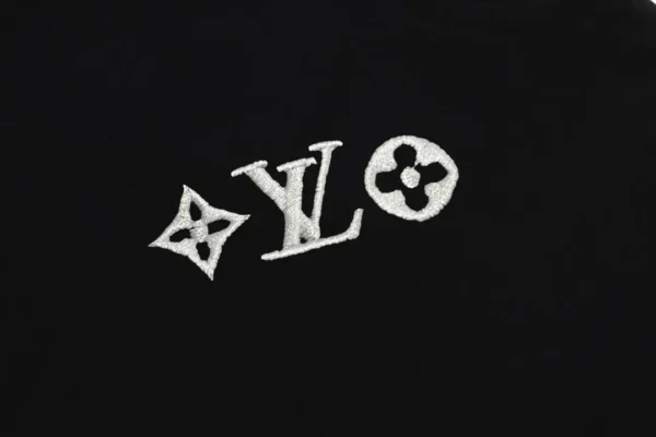 Louis Vuitton  Shirts - Image 4