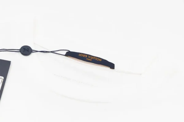 Louis Vuitton  Shirts - Image 5