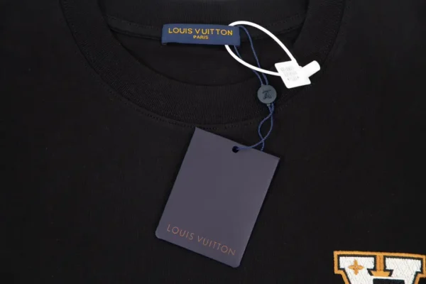Louis Vuitton  Shirts - Image 4