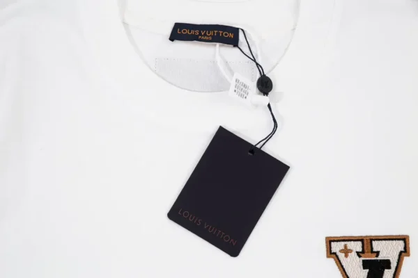 Louis Vuitton  Shirts - Image 3