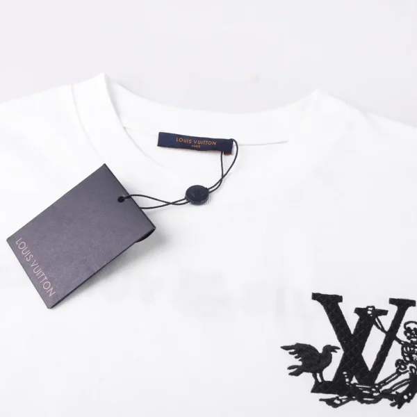 Louis Vuitton  Shirts - Image 3