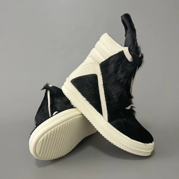 Rick Owens' horsehair has a black and white inverted triangle.
  7 - Image 7