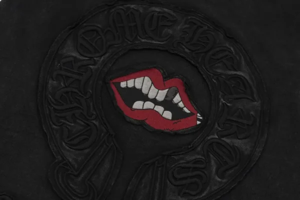 Chrome Hearts black washed adhesive fabric embroidered horseshoe lips short sleeved shirt!The sandblasting process for ready to wear clothing makes - Image 3