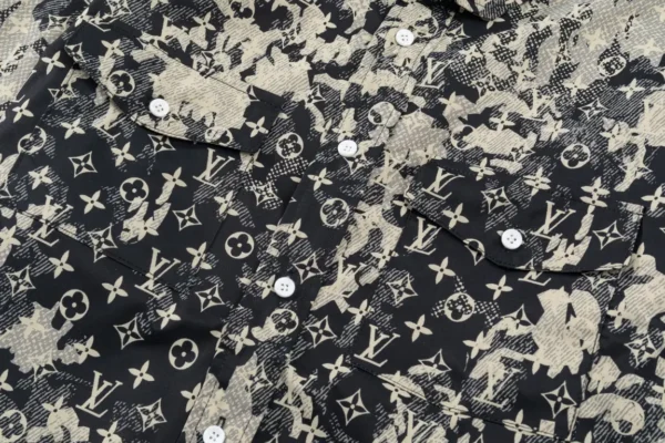 Louis Vuitton printed with the old floral letters LoGO - Image 7