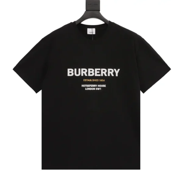 Burberry  T-shirt