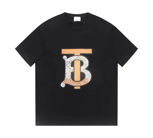Burberry  T-shirt