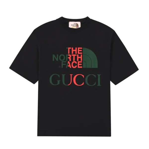 GUCCI x  THENORTHFACE 
Fabric: 1