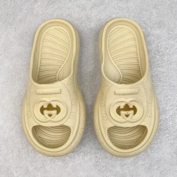 Gucci Slippers - Image 2