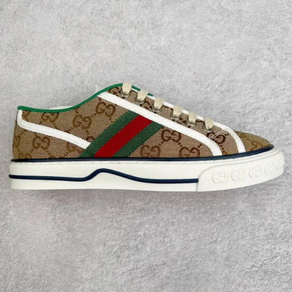 Gucci Canvas Low Cut
