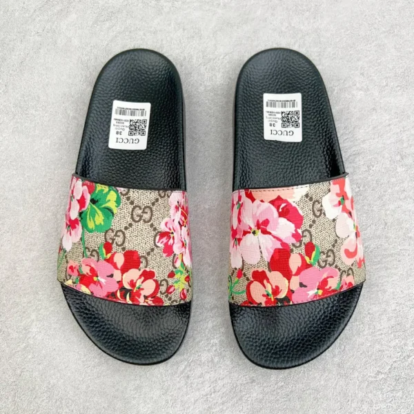 Gucci Slippers - Image 2