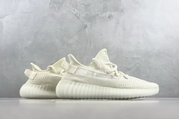 Yeezy Boost 350 V2
Bone - Image 6