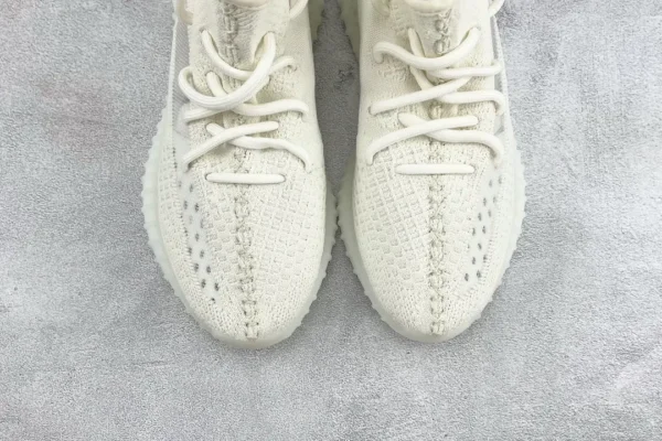 Yeezy Boost 350 V2
Bone - Image 7