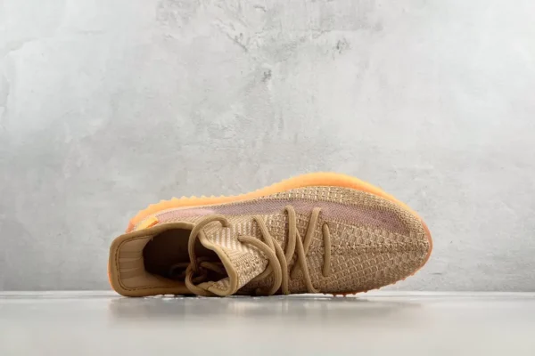 Yeezy Boost 350 V2
Clay - Image 3