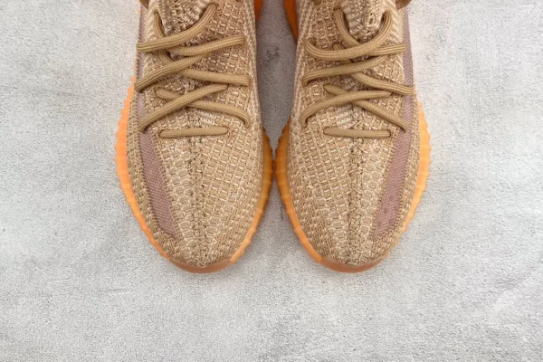 Yeezy Boost 350 V2
Clay - Image 7