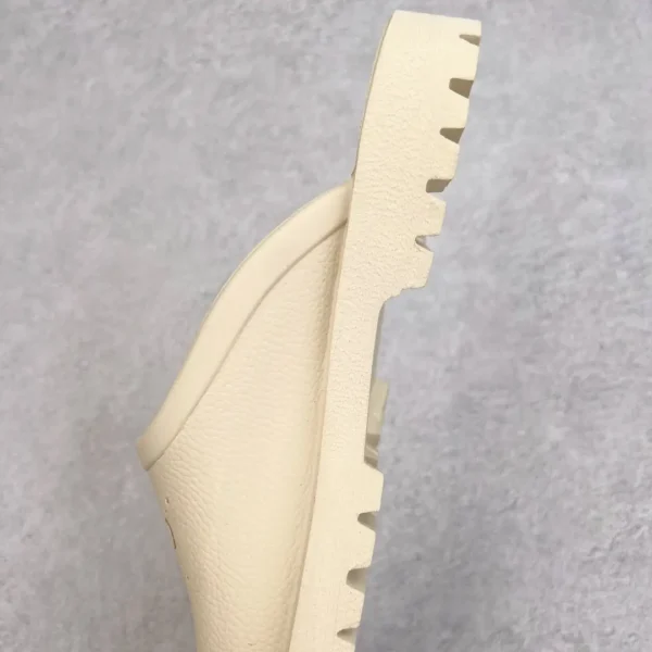 Gucci GG Slide - Image 7
