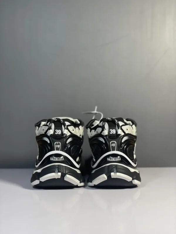 Balenciaga Runner - Image 6