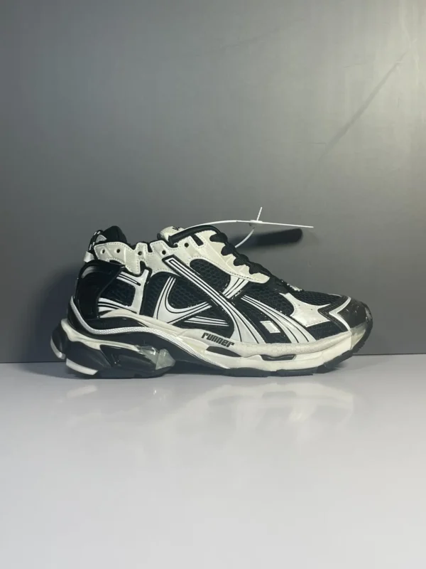 Balenciaga Runner