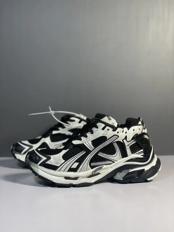 Balenciaga Runner - Image 3